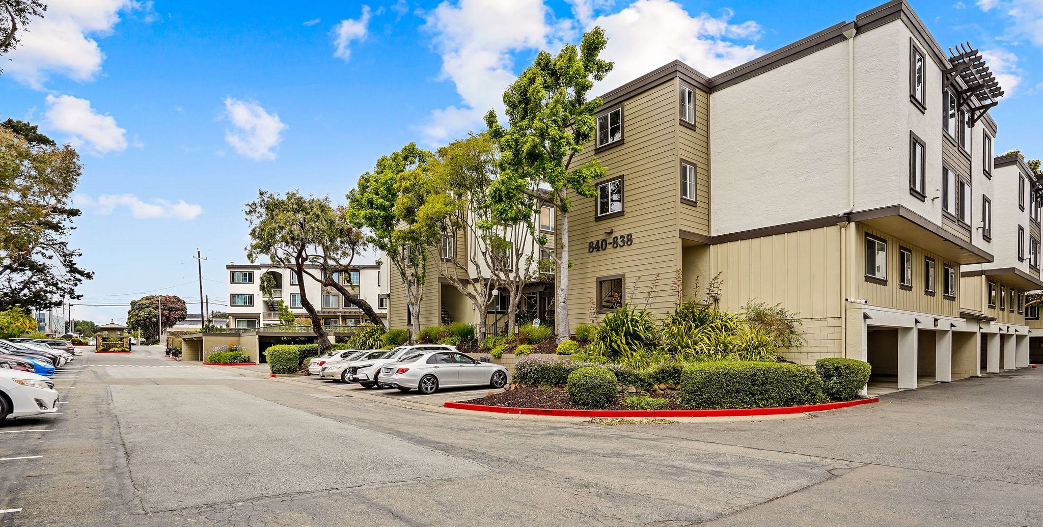 Peninsula Pines, a multifamily community with GoPower personal charging